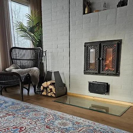 Kirkkotien Kyly A Stylish With A Legendary Wood-burning Sauna In Finland Ilomantsi